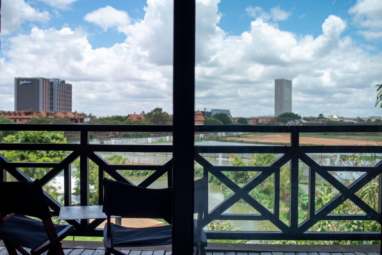 Radisson Hotel Tamboho Waterfront Antananarivo Exteriör bild